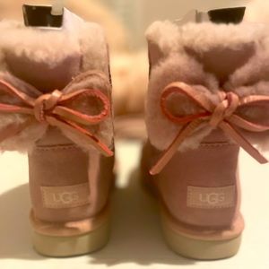 Brand new! Women Mini Ugg Boots